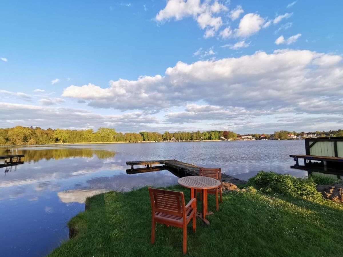 Schoene 3Zimmer Ferienwohnung Direkt Am Baalensee Фюрстенберґ-Гафель Екстер'єр фото